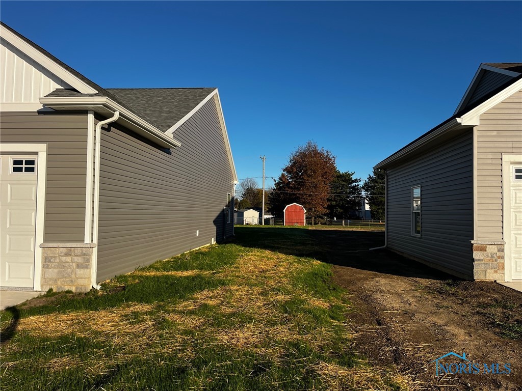 4035 E Plaza Boulevard, Northwood, Ohio image 2