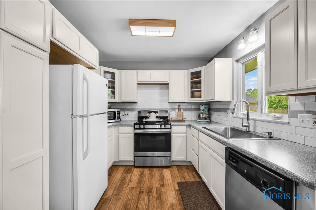 2455 Green Valley Drive, Toledo, Ohio image 8