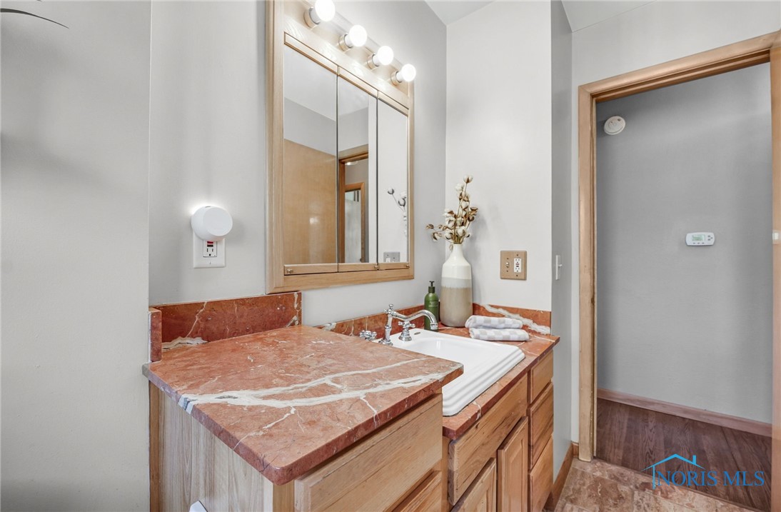 2455 Green Valley Drive, Toledo, Ohio image 13