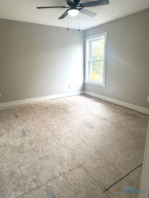 Tiny photo for 915 Manitoba Drive, Bowling Green, OH 43402 (MLS # 6135886)