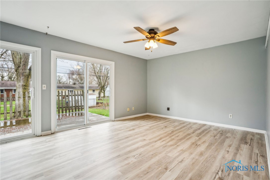 421 Edinborough Drive, Findlay, Ohio image 16