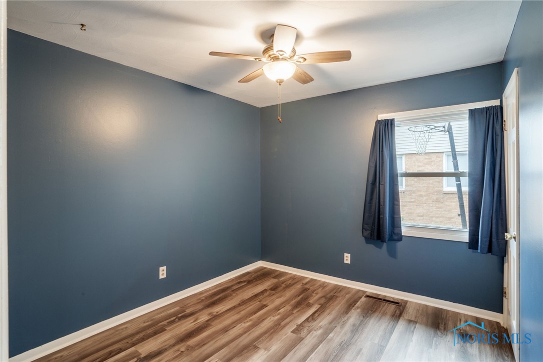 421 Edinborough Drive, Findlay, Ohio image 20