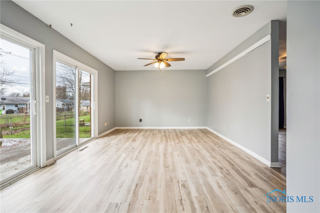 421 Edinborough Drive, Findlay, Ohio image 17