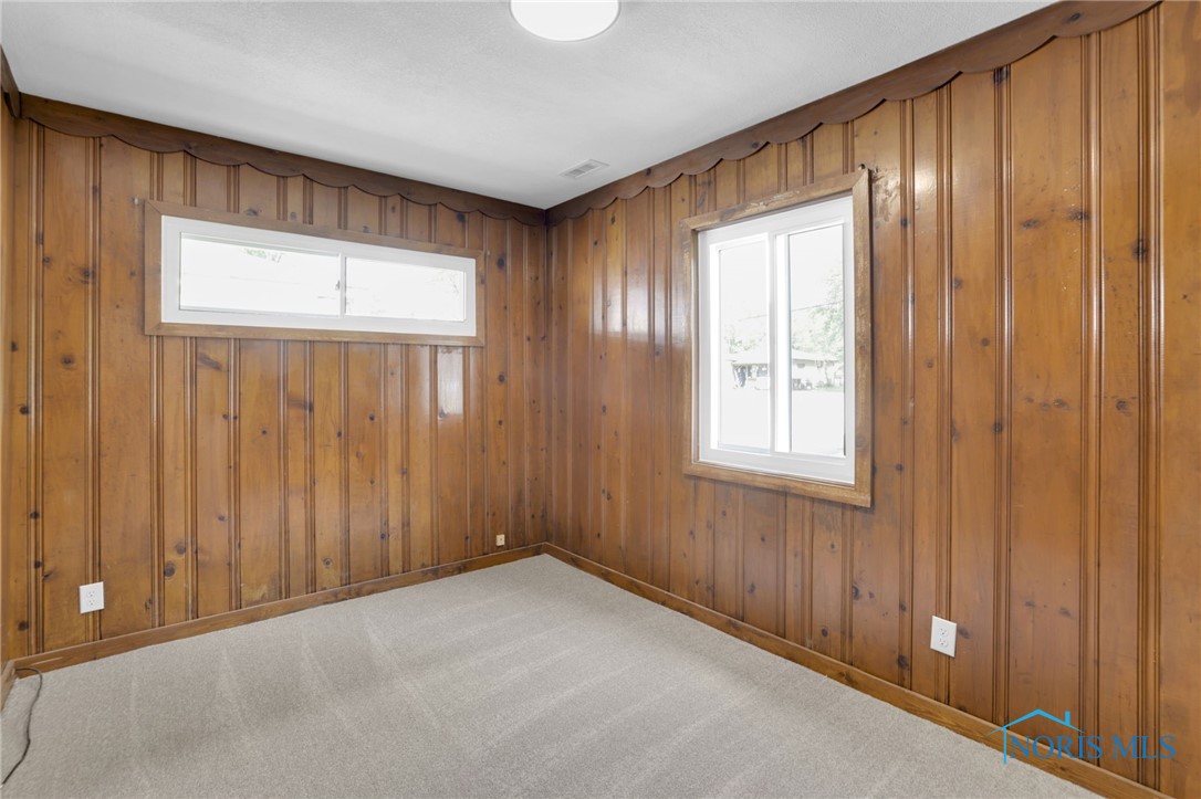 6817 Nebraska Avenue, Toledo, Ohio image 9