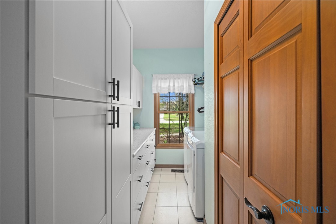 6170 S Winding Way, Swanton, Ohio image 38