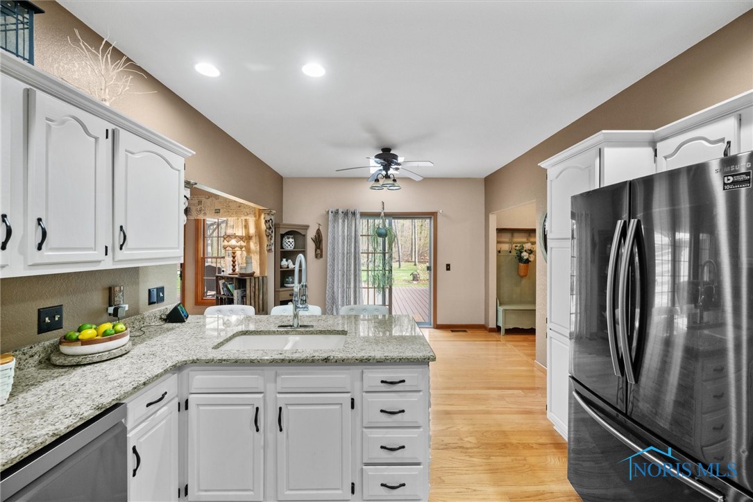 6170 S Winding Way, Swanton, Ohio image 27
