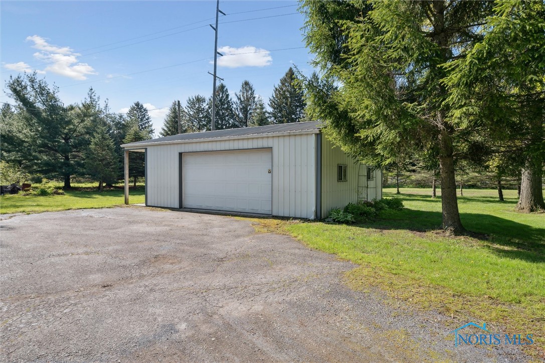 106 N Munson Road, Swanton, Ohio image 28