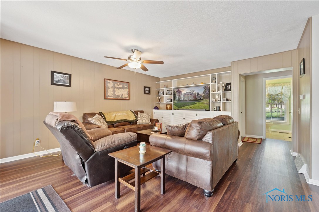 106 N Munson Road, Swanton, Ohio image 12
