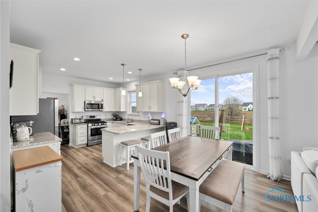 148 Valley Hall Drive, Perrysburg, Ohio image 11