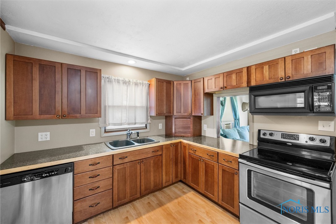 5105 W Fremont Road, Port Clinton, Ohio image 10