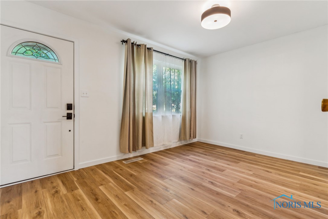 1724 Queenswood Drive U-2A (8)