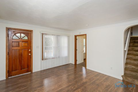 Tiny photo for 3580 Doyle Street, Toledo, OH 43608 (MLS # 6136209)