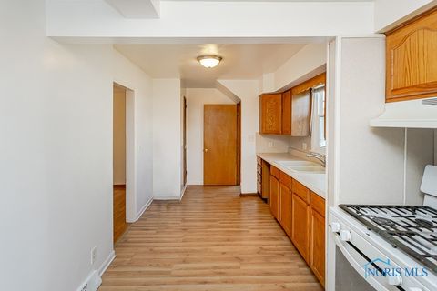 Tiny photo for 3580 Doyle Street, Toledo, OH 43608 (MLS # 6136209)