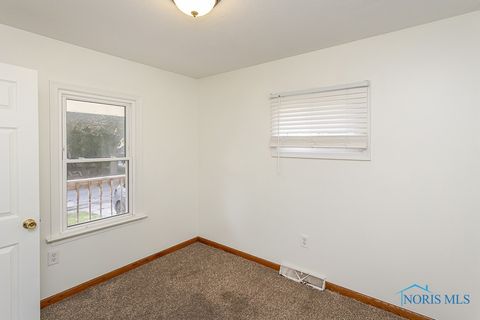Tiny photo for 3580 Doyle Street, Toledo, OH 43608 (MLS # 6136209)