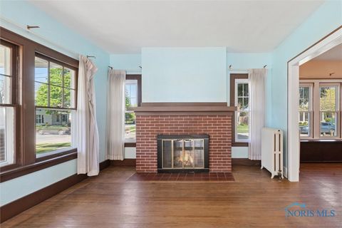 Tiny photo for 326 E Dudley Street, Maumee, OH 43537 (MLS # 6136631)