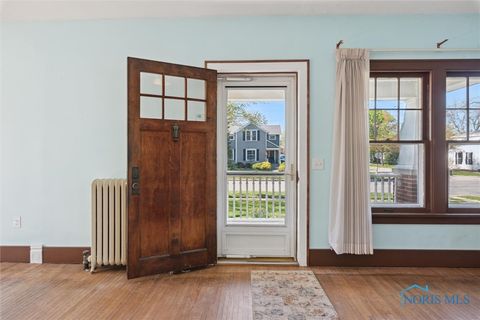 Tiny photo for 326 E Dudley Street, Maumee, OH 43537 (MLS # 6136631)
