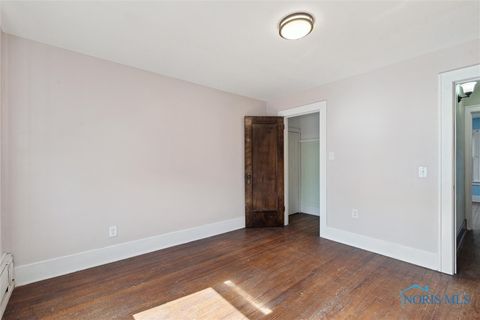 Tiny photo for 326 E Dudley Street, Maumee, OH 43537 (MLS # 6136631)