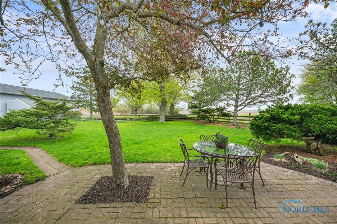 5821 N Benton Carroll Road, Oak Harbor, Ohio image 30