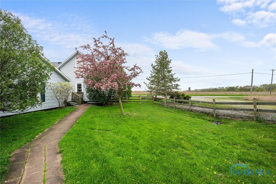 5821 N Benton Carroll Road, Oak Harbor, Ohio image 31