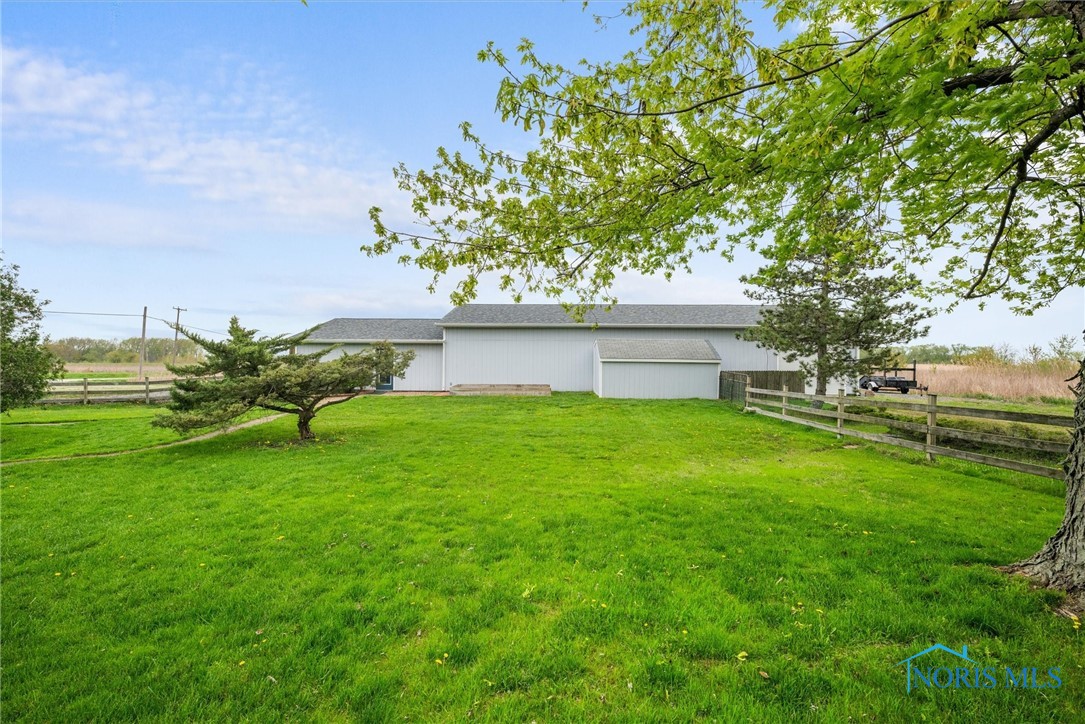 5821 N Benton Carroll Road, Oak Harbor, Ohio image 36