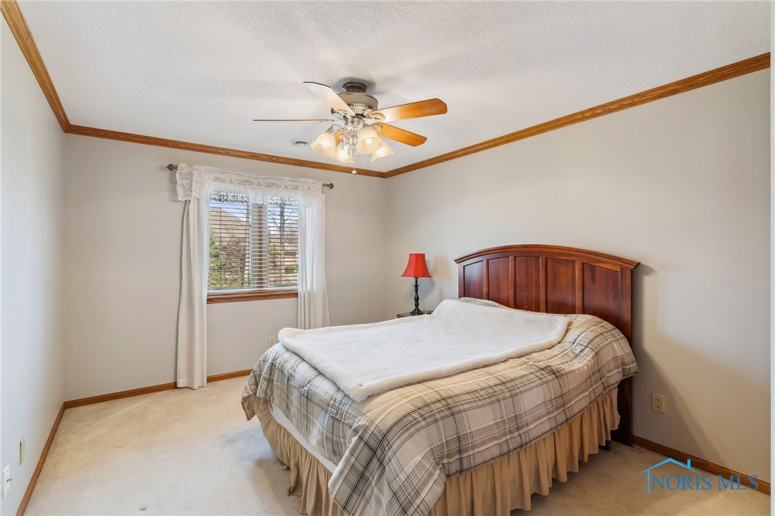 1612 Bay Hill Drive, Findlay, Ohio image 24