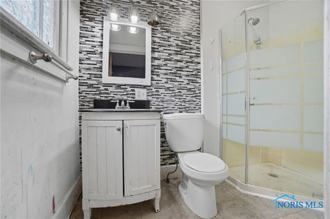 Tiny photo for 325 Greenlawn Avenue, Findlay, OH 45840 (MLS # 6136873)