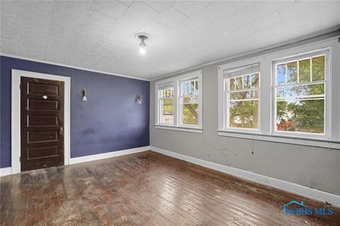 Tiny photo for 325 Greenlawn Avenue, Findlay, OH 45840 (MLS # 6136873)