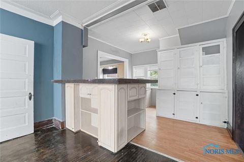 Tiny photo for 325 Greenlawn Avenue, Findlay, OH 45840 (MLS # 6136873)