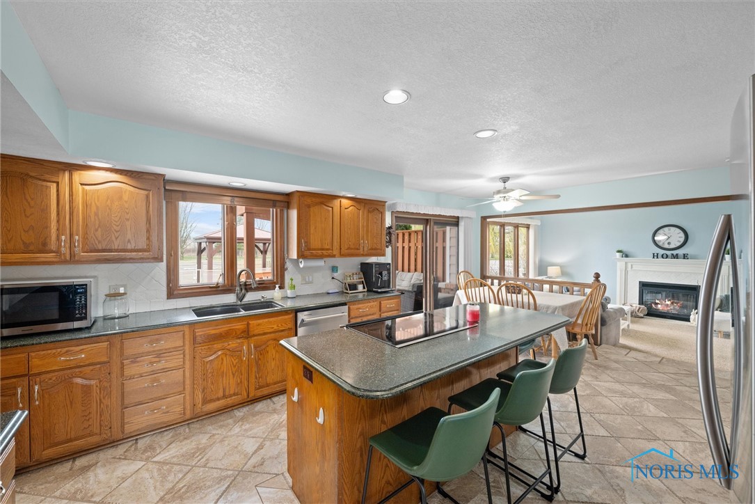 602 Anmarie Court, Oregon, Ohio image 15