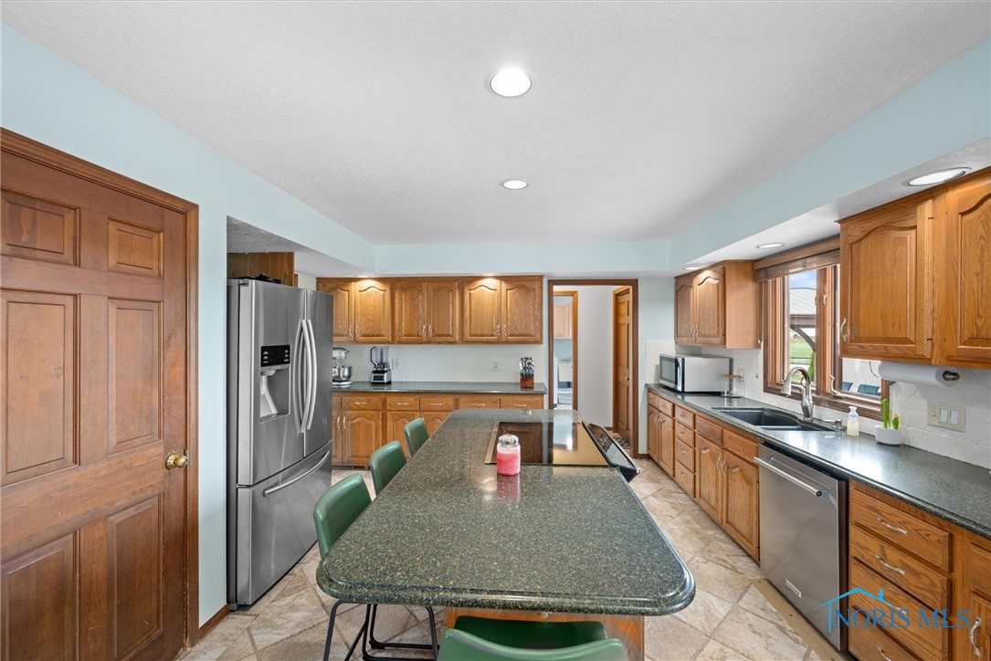 602 Anmarie Court, Oregon, Ohio image 13