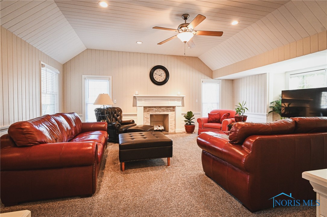2428 Orchard Road, Ottawa Hills, Ohio image 17