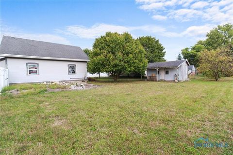 Tiny photo for 18735 Main Street, Tontogany, OH 43565 (MLS # 6136190)