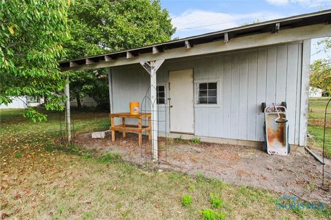Tiny photo for 18735 Main Street, Tontogany, OH 43565 (MLS # 6136190)