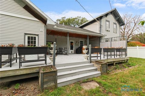 Tiny photo for 18735 Main Street, Tontogany, OH 43565 (MLS # 6136190)