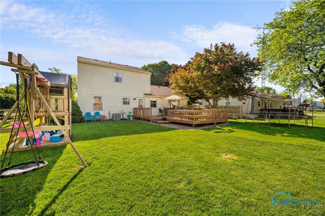 44 E Springwood Street, Oregon, Ohio image 17