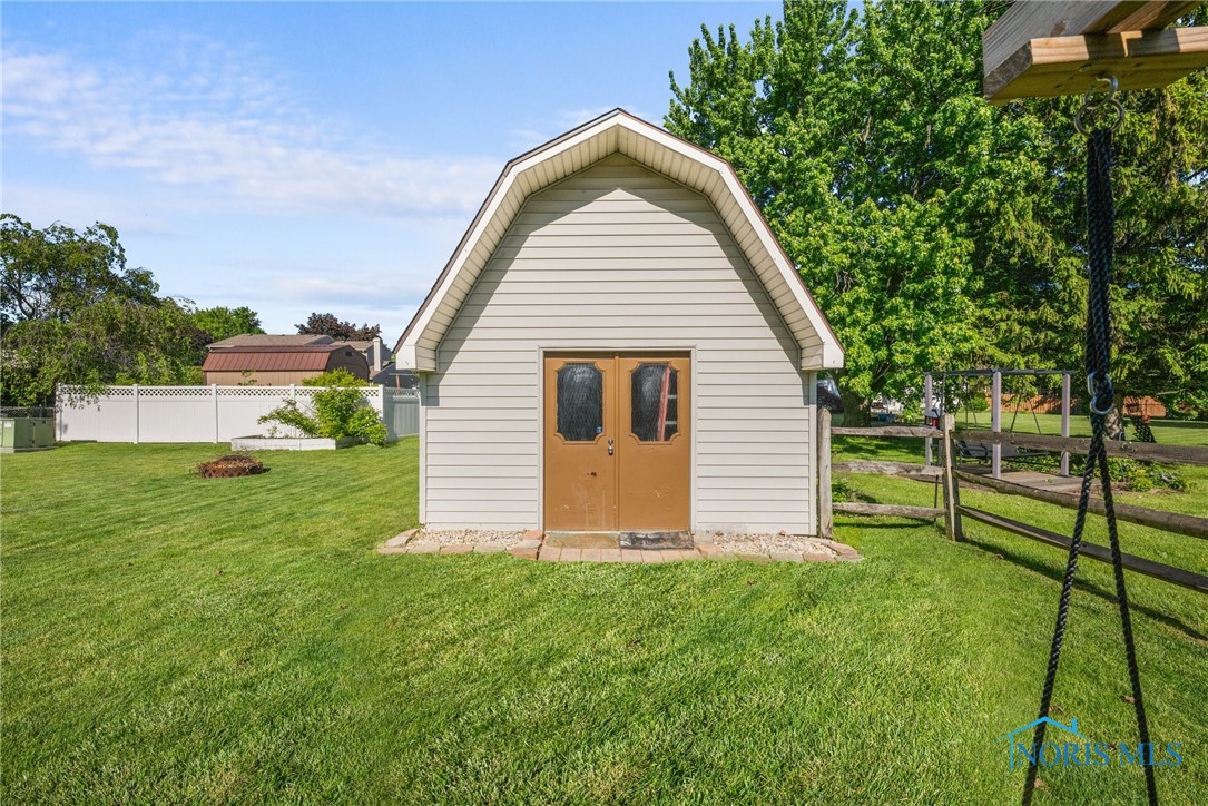 44 E Springwood Street, Oregon, Ohio image 15