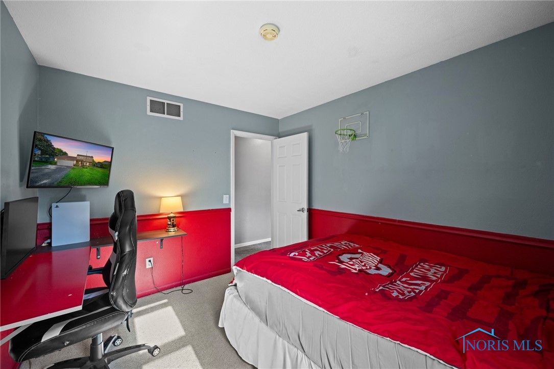 44 E Springwood Street, Oregon, Ohio image 12