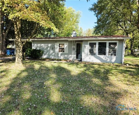 Photo of 5742 Marshall Road, Sylvania, OH 43560 (MLS # 6136498)