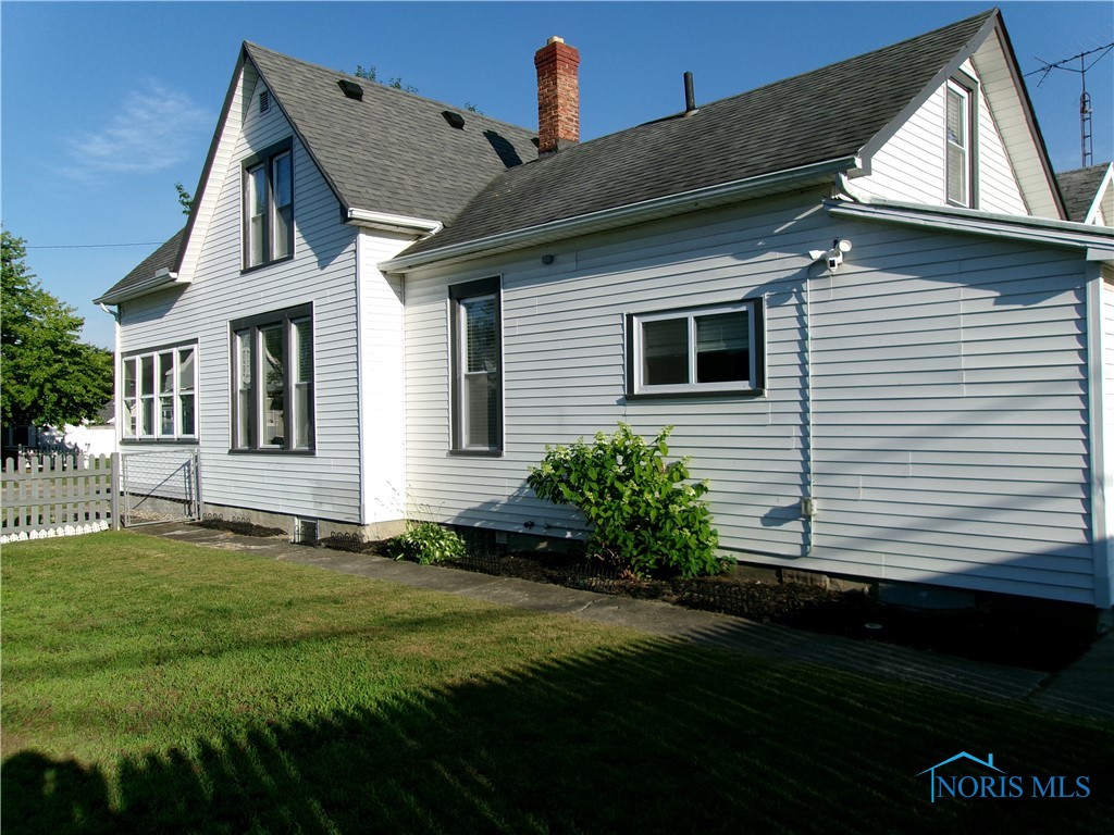 132 Oak Street