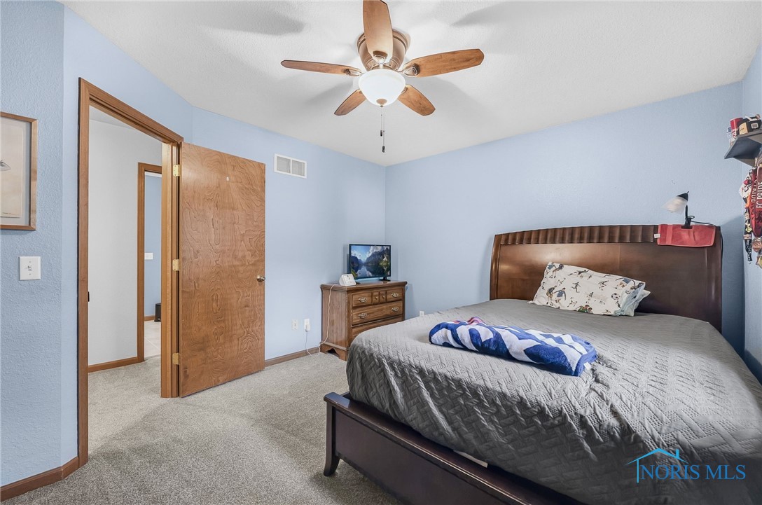 8225 Hidden Forest Drive, Holland, Ohio image 32