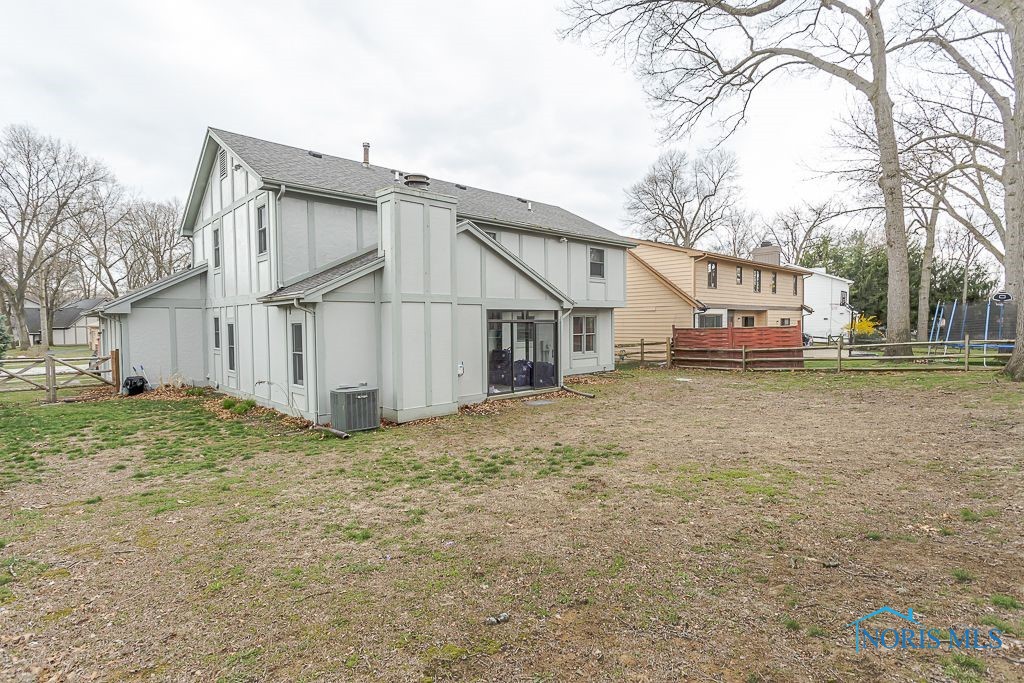 7040 Regents Park Boulevard, Toledo, Ohio image 2