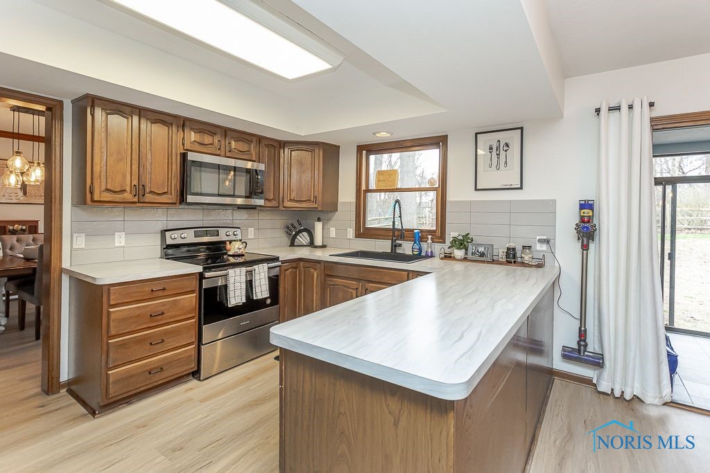 7040 Regents Park Boulevard, Toledo, Ohio image 10