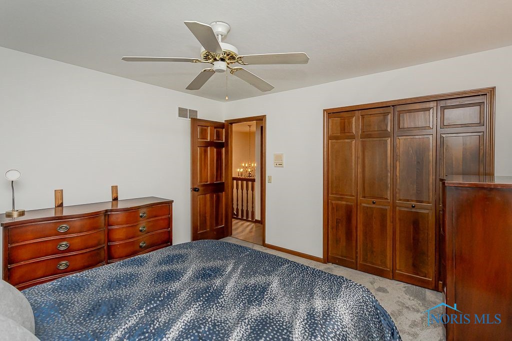 7040 Regents Park Boulevard, Toledo, Ohio image 28