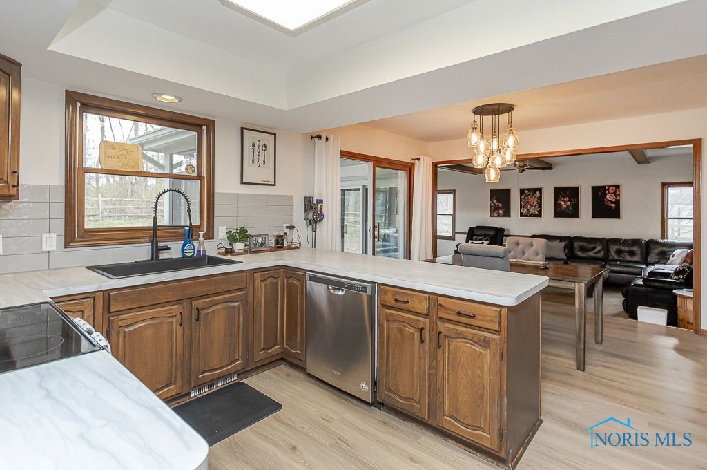 7040 Regents Park Boulevard, Toledo, Ohio image 9