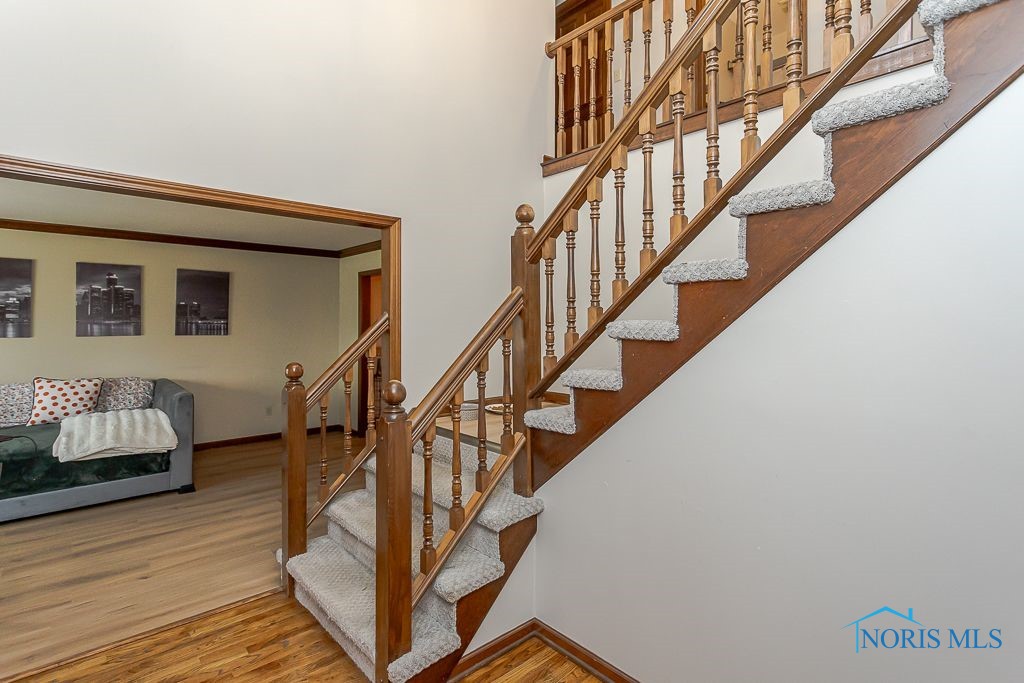 7040 Regents Park Boulevard, Toledo, Ohio image 3