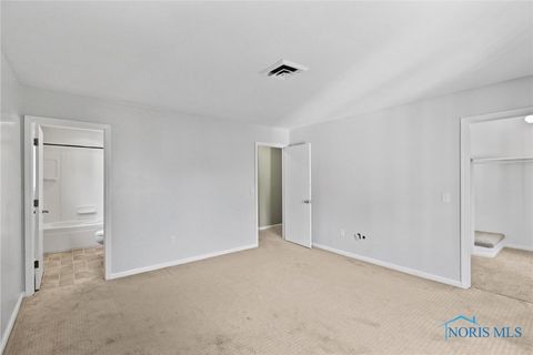 Tiny photo for 1902 Queenswood Drive #U7, Findlay, OH 45840 (MLS # 6136031)