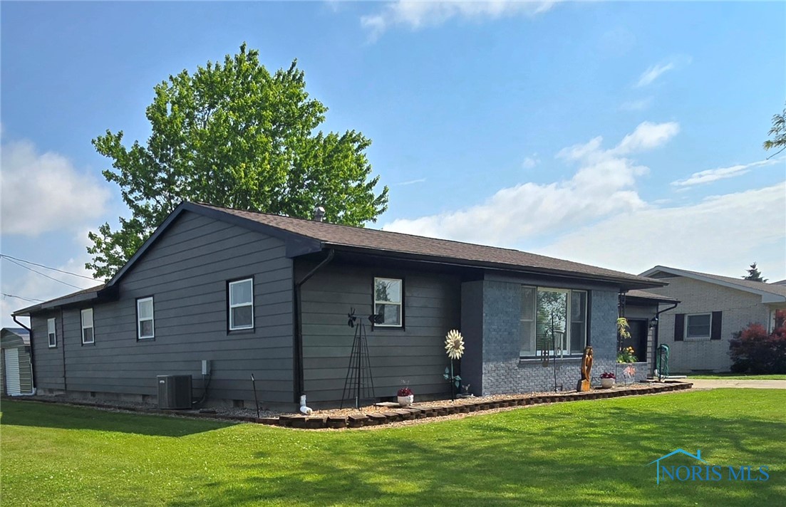 1154 Lagrange Street, Napoleon, Ohio image 1