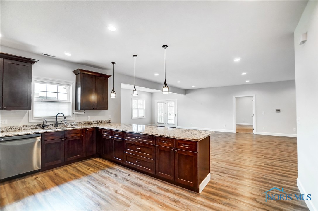 15737 Teak Court, Findlay, Ohio image 23