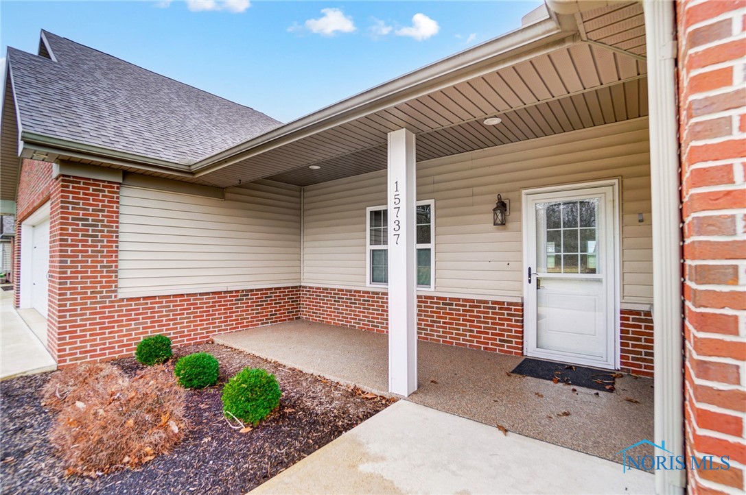 15737 Teak Court, Findlay, Ohio image 8