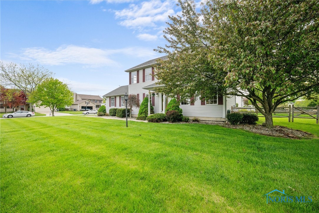 2359 Mckinley Drive, Perrysburg, Ohio image 5
